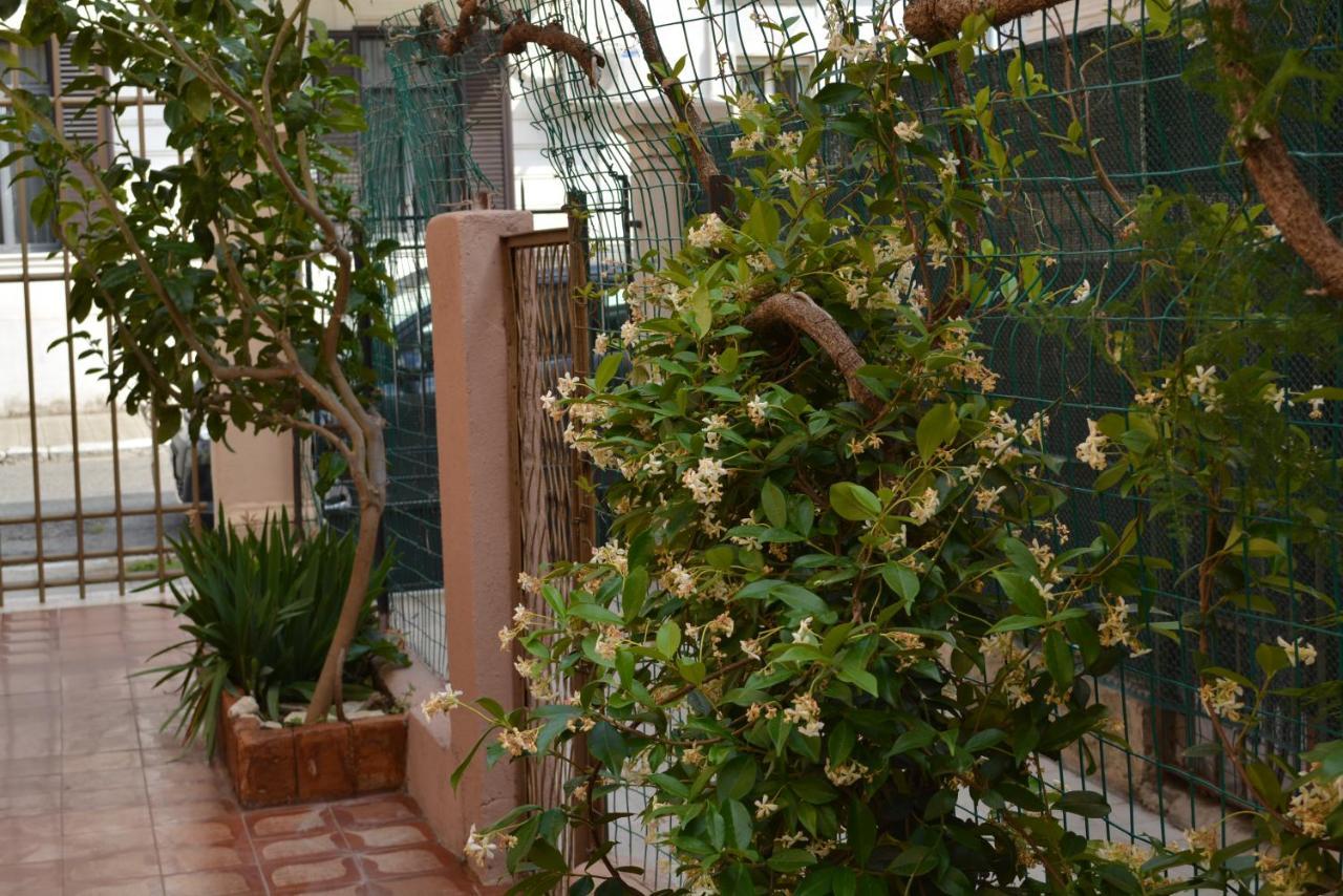 Mediterraneo Reggio di Calabria Exterior foto